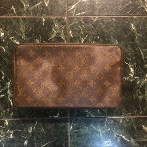 Louis Vuitton Cosmetic Bag 28